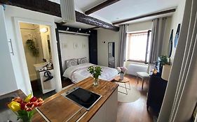 Studio Au Coeur Du Vieil Antibes